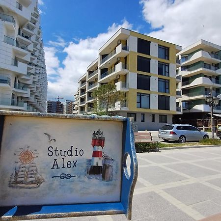Studio Alex Mamaia Nord Apartment Năvodari Екстериор снимка