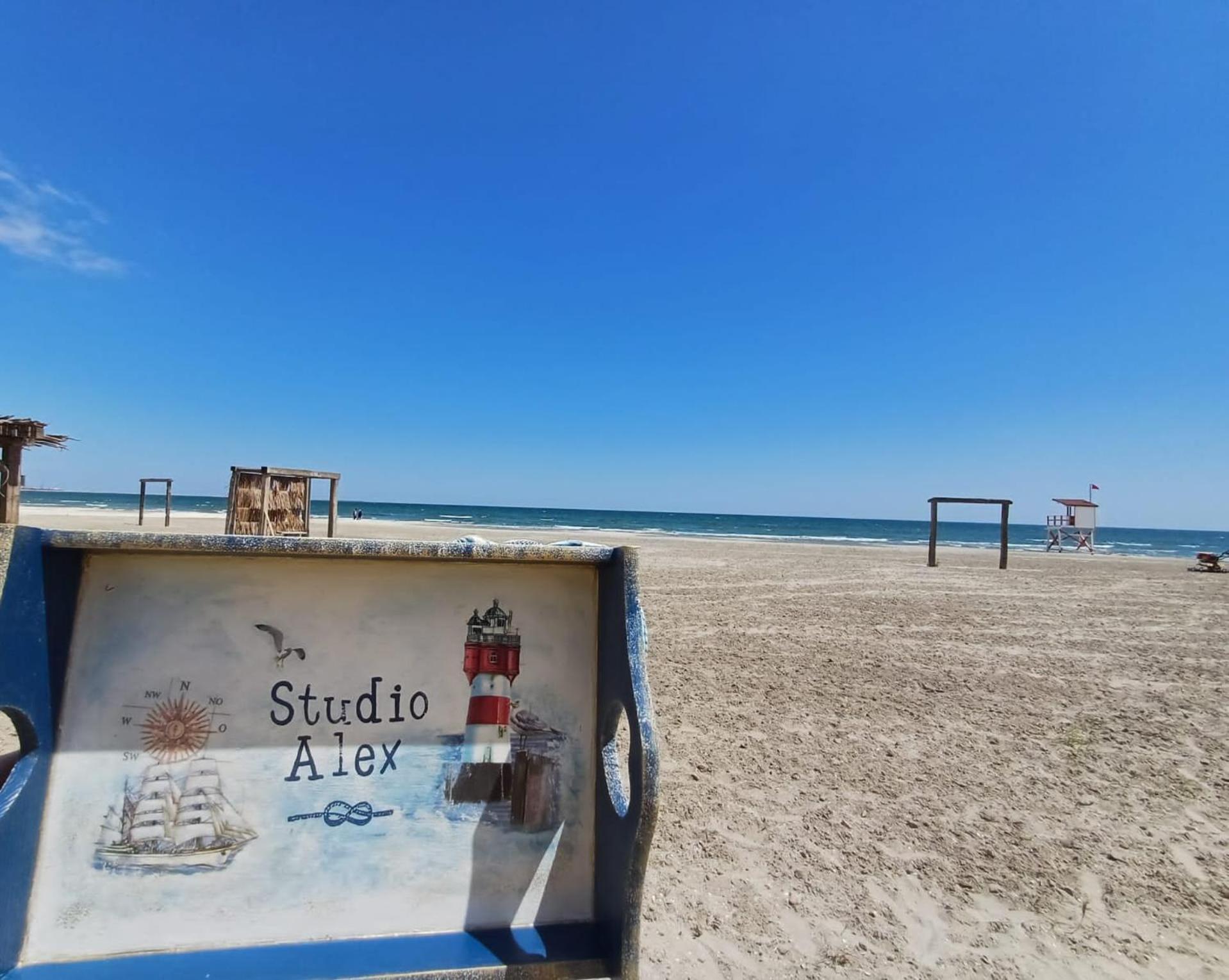 Studio Alex Mamaia Nord Apartment Năvodari Екстериор снимка